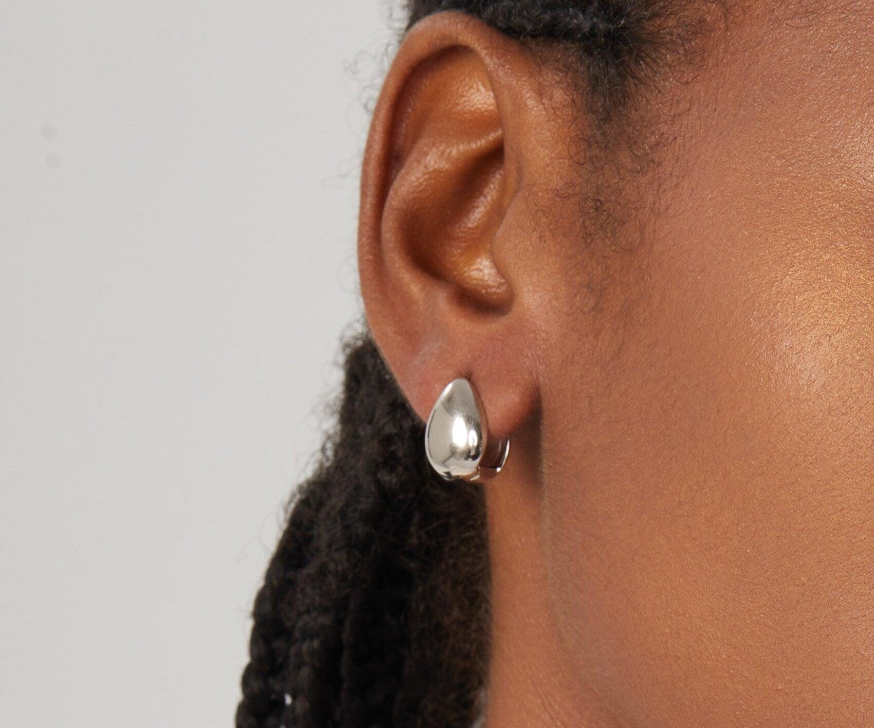 Luna Earrings - Nujaya United States